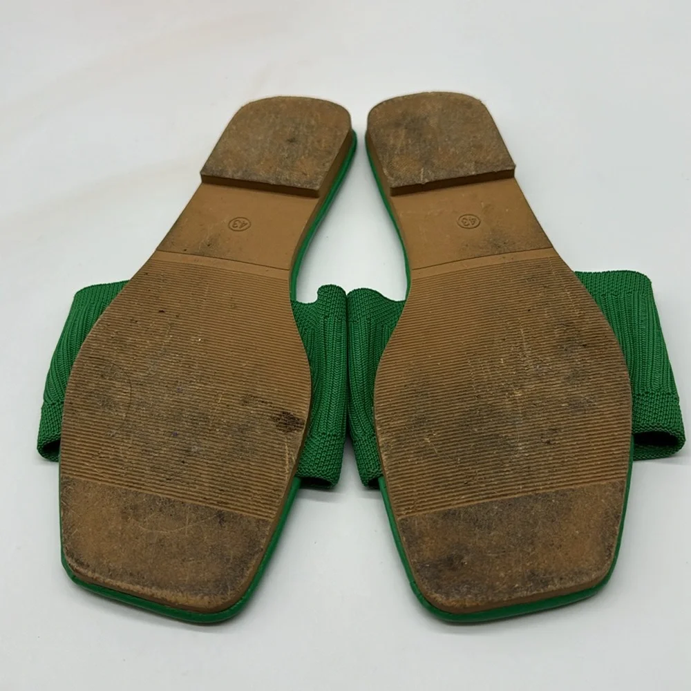 Vibrant Green Ribbed Slide Sandals - Picture 5 of 7